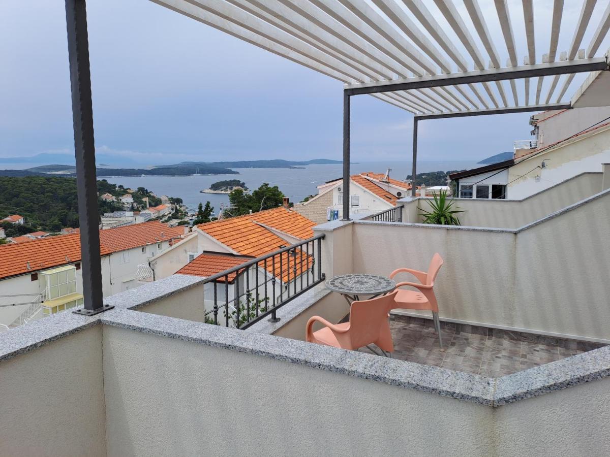 Benjak Apartments Hvar Town Exteriör bild
